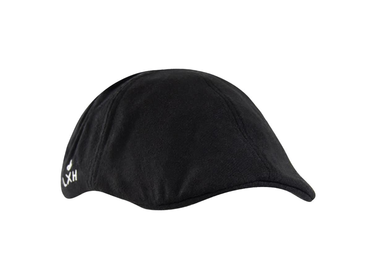 Béret Feutrine Noir LXH face, laine chevron gris, sigle LXH brodé fleur de lys discret côté gauche, visière galbée.