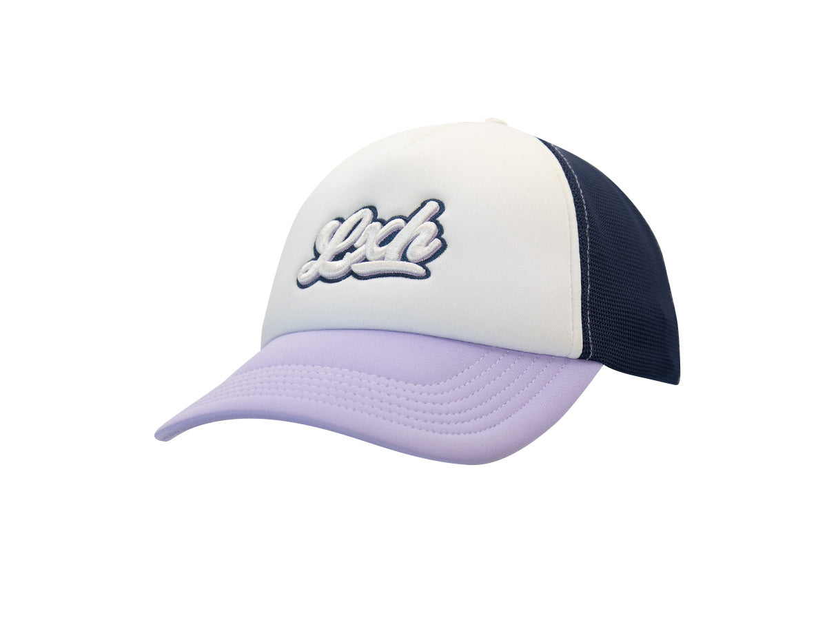 Casquette LXH « Signature » trois quarts, visière améthyste lavande, façade écrue logo Lxh marine et blanc, mesh marine.