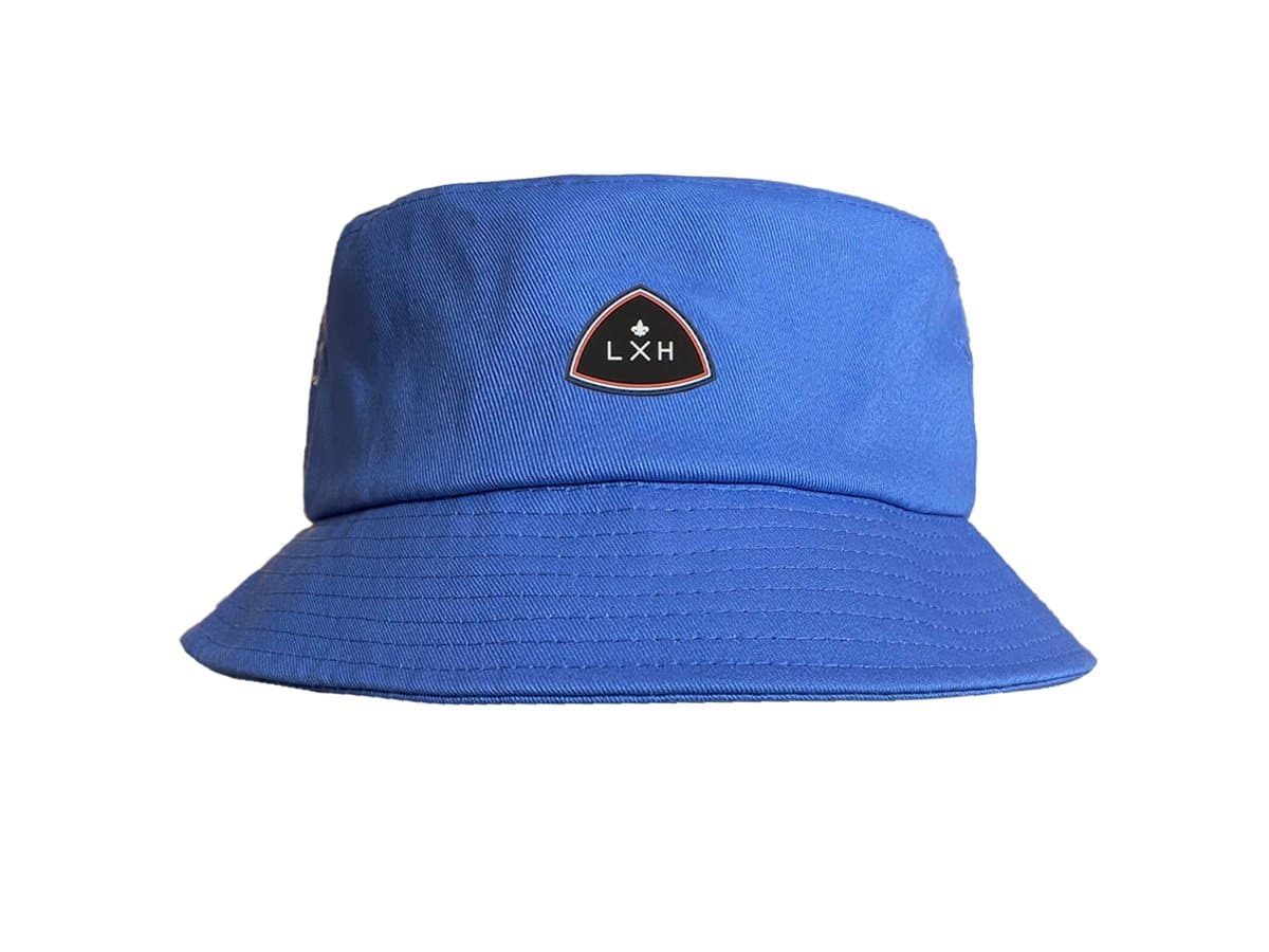 Bob Coton Bleu LXH avec une étiquette logo pour un style décontracté