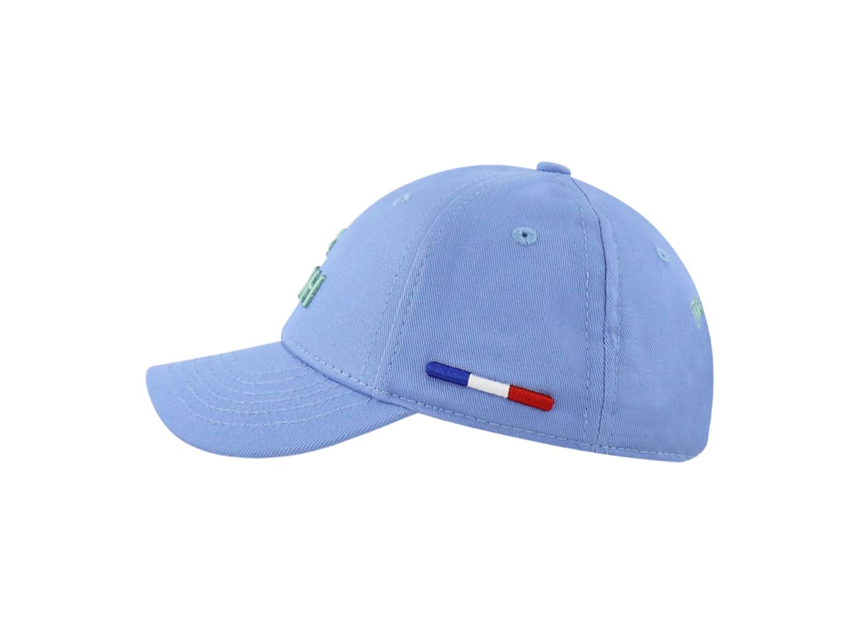 Casquette Bébé Coton Bleu avec broderies colorées et design léger pour un style tendance