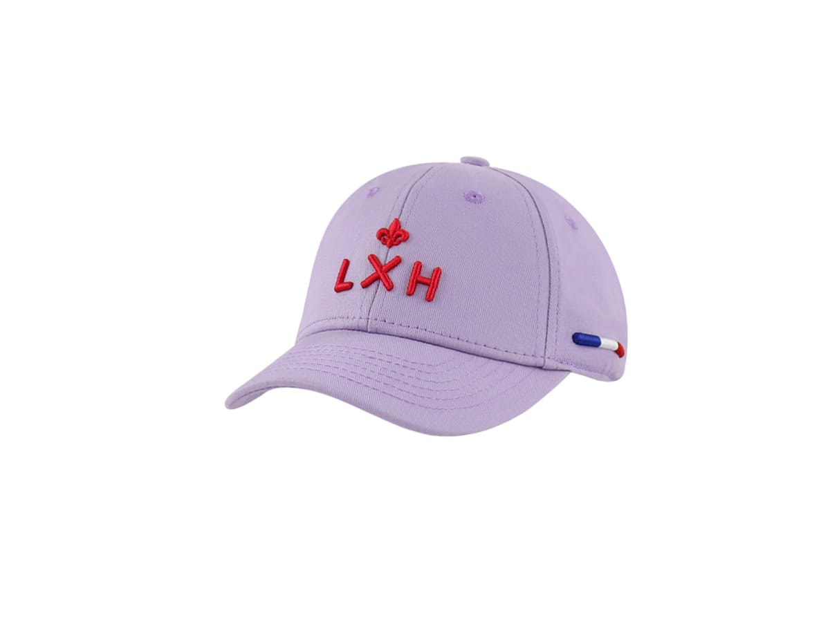Casquette Bébé Coton Lilas de LXH avec broderie rouge sur le devant