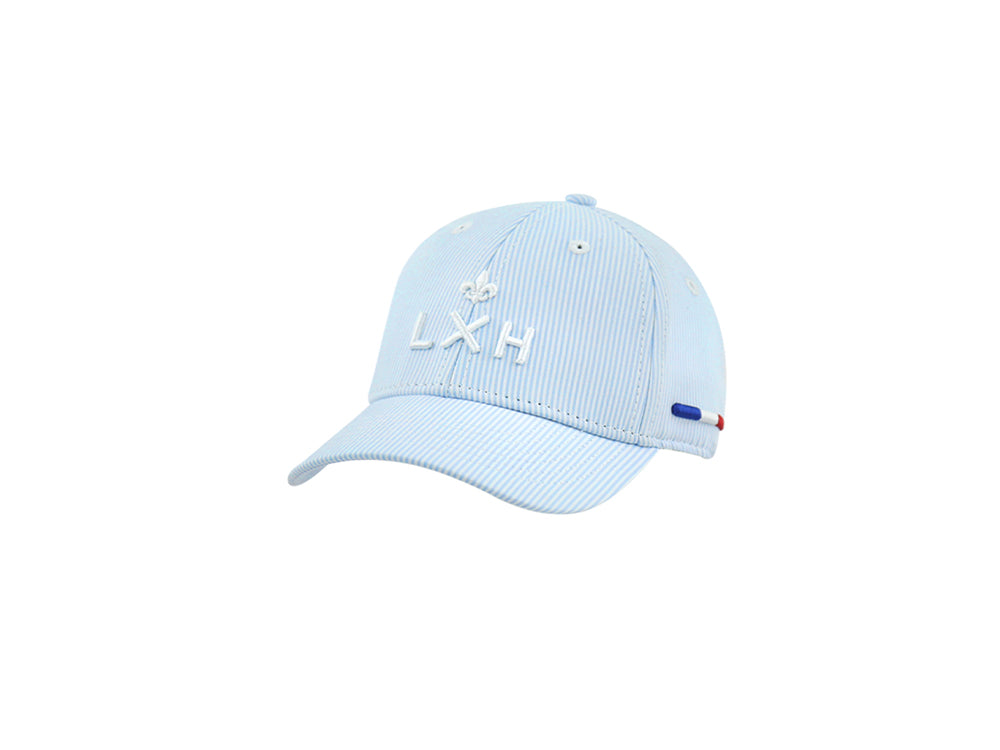 Casquette bébé rayée bleu de la marque LXH avec logo brodé sur le devant