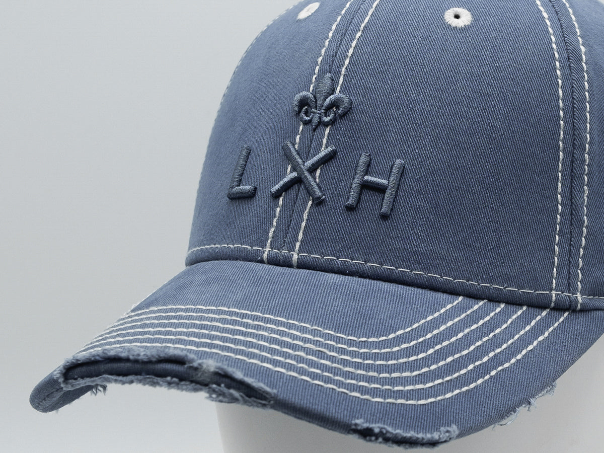 Casquette bleu disrupt LXH avec couture accentuée et visière déchirée