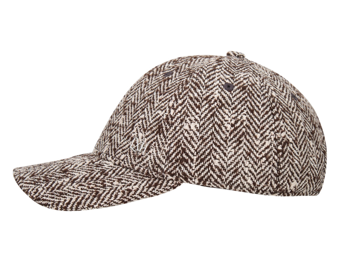 Casquette chevron marron homme de la marque LXH avec un design élégant et moderne.