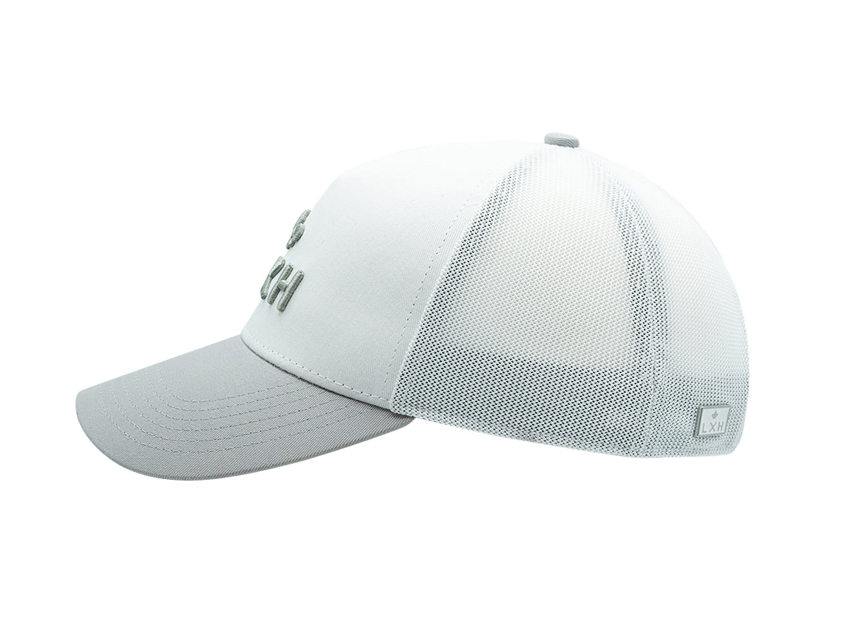 Casquette coton bicolore blanc gris de la marque LXH, idéale pour un style décontracté