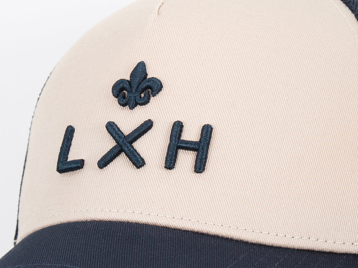 Casquette coton bicolore mastic bleu marine de la marque LXH avec logo brodé