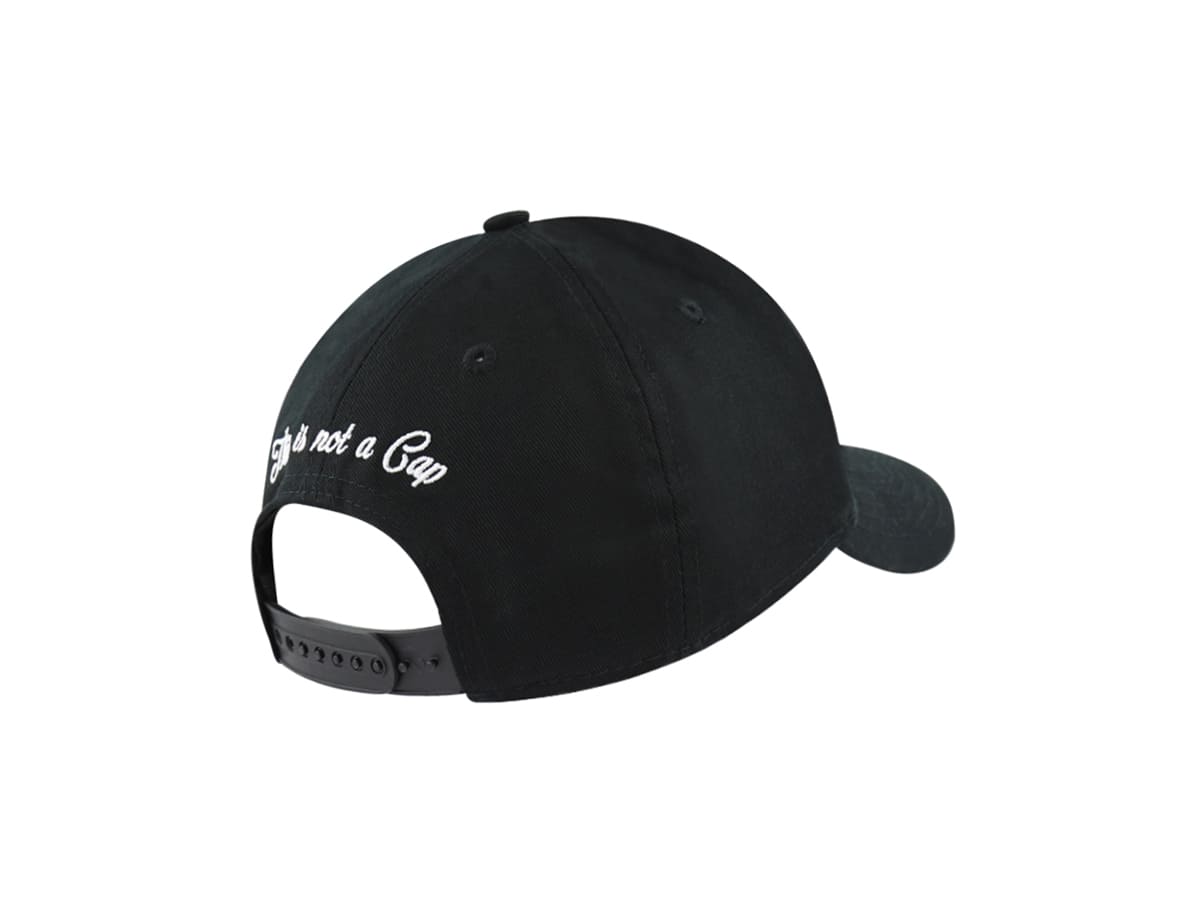 Casquette enfant coton noir avec broderie blanche à l'arrière, style décontracté pour les jeunes