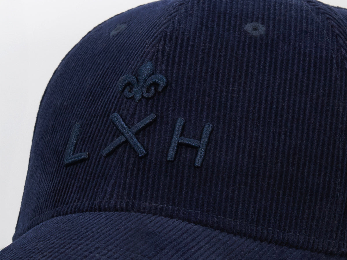 Casquette « Héritage » Velours Côtelé Ton sur Ton Bleu Marine avec logo LXH brodé en relief
