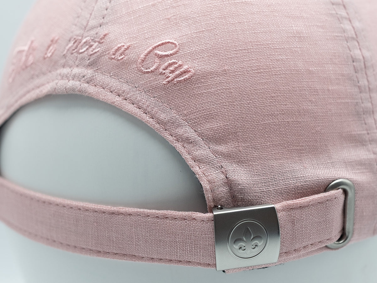 Casquette lin rose avec broderie élégante et fermeture ajustable en métal