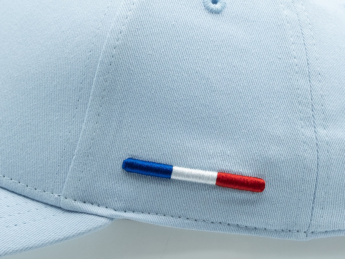 Casquette LXH Ton sur Ton Bleu Ciel avec broderie drapeau français tricolore