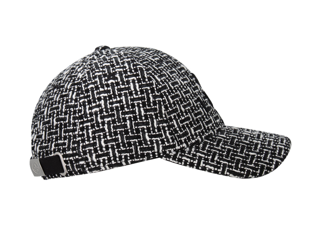 Casquette tweed noir LXH avec un design en motifs texturés pour un look élégant