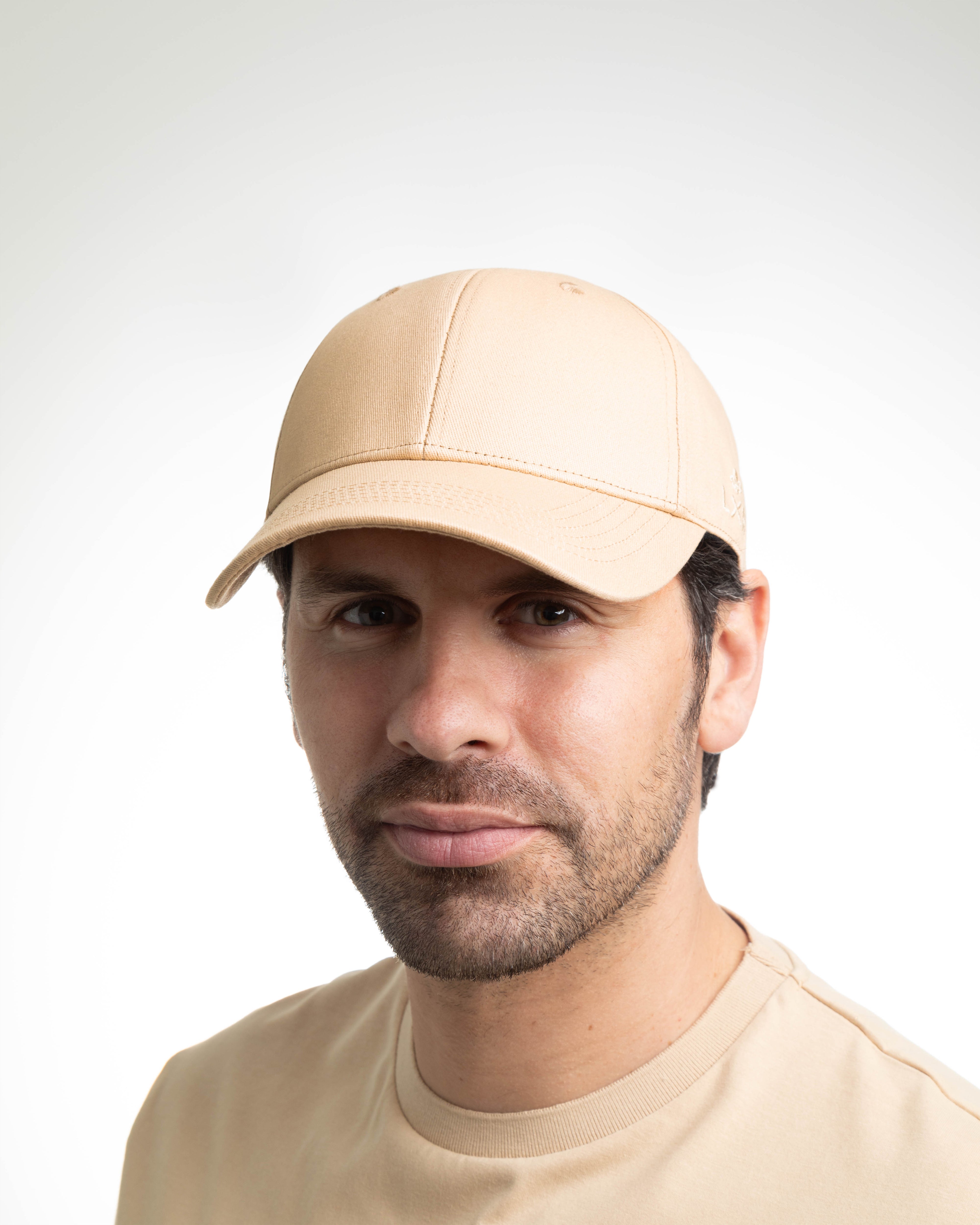 Casquette en coton beige de la marque LXH, idéale pour un look décontracté et tendance