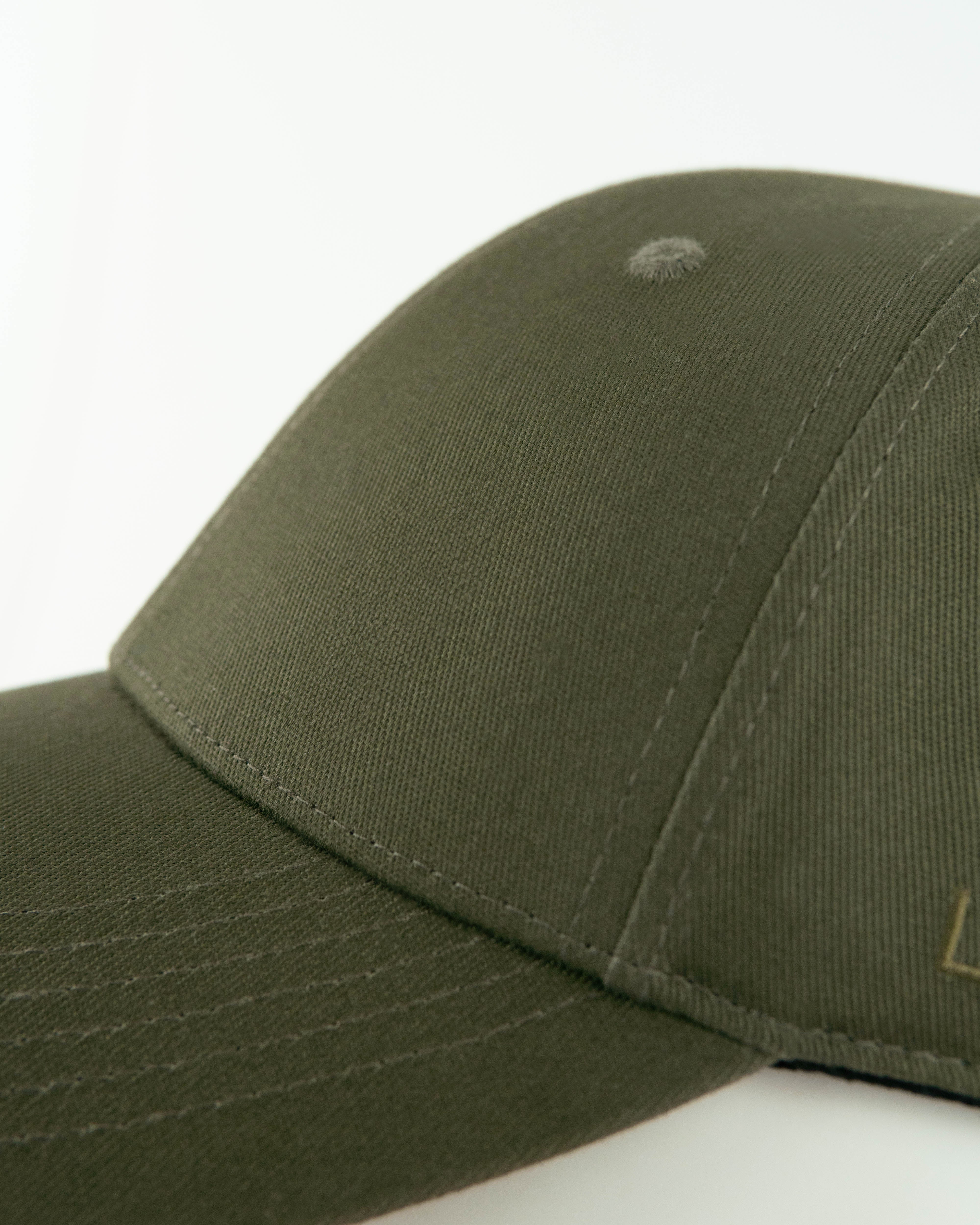 Casquette LXH en coton kaki avec visière parfaite pour un style décontracté