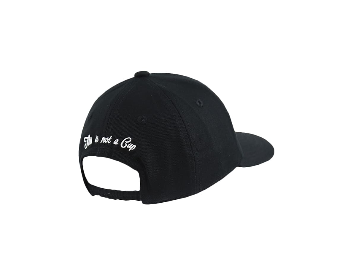 Casquette bébé noire LXH avec fermeture réglable et inscription blanche à l'arrière