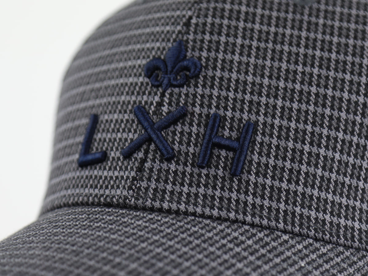 Casquette pied-de-poule homme LXH avec logo élégant en relief sur le devant