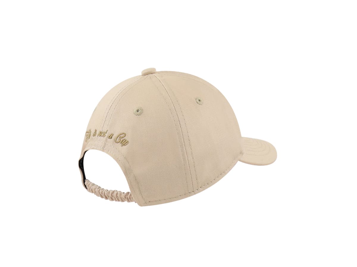 Casquette LXH en coton beige avec une sangle ajustable à l'arrière