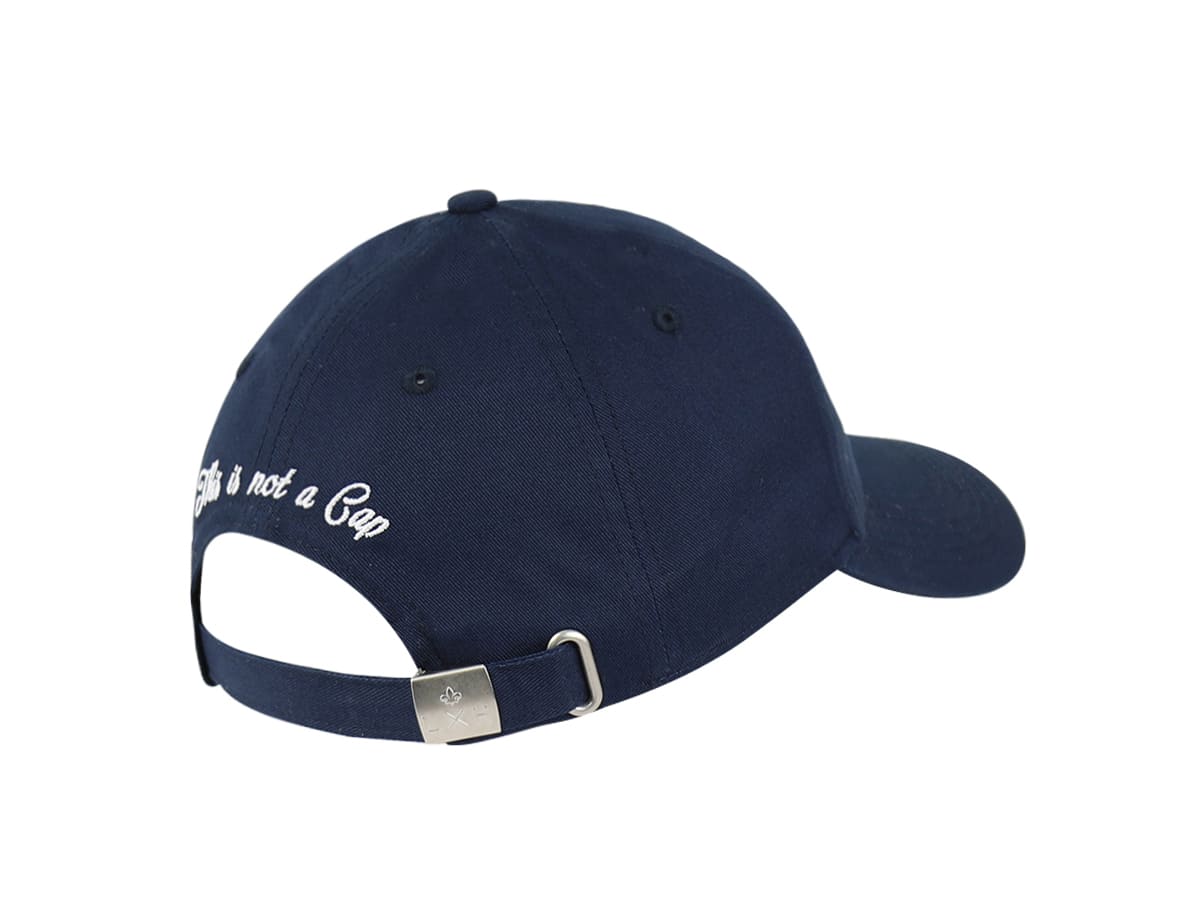 Casquette LXH en Coton Bleu Marine avec fermeture réglable en métal et broderie blanche à l'arrière