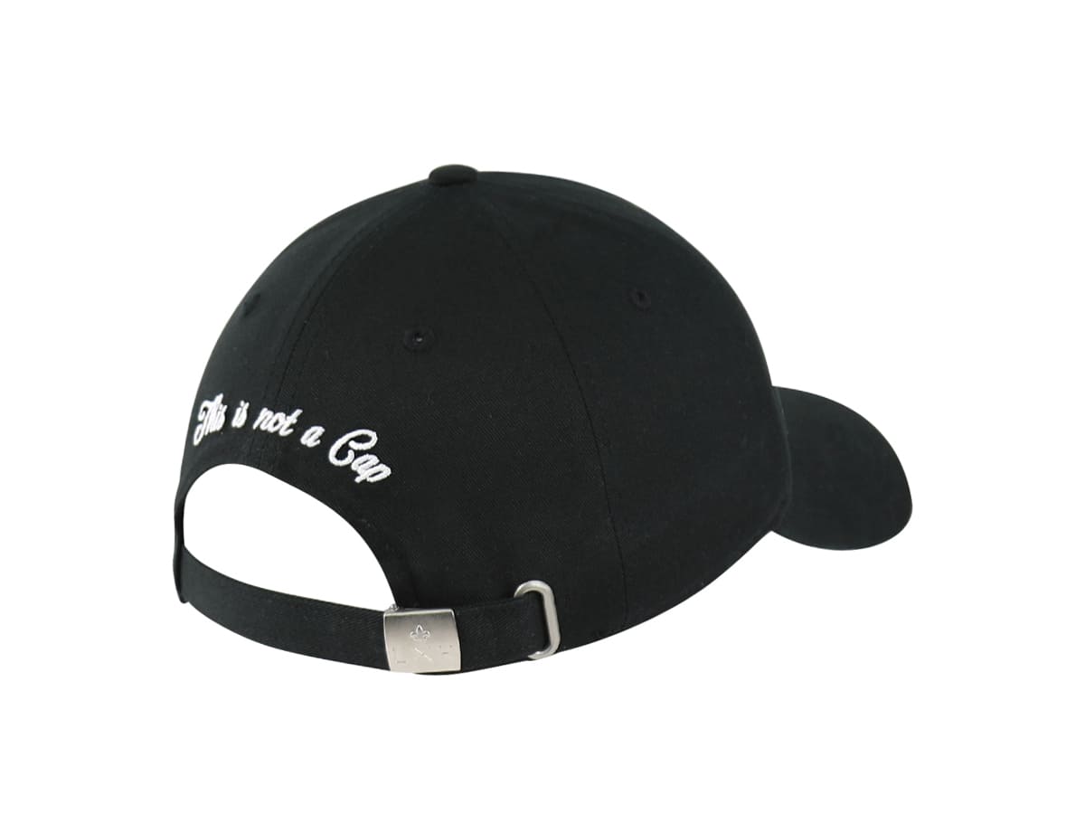 Casquette LXH en coton noir avec broderie blanche et sangle ajustable pour un confort optimal