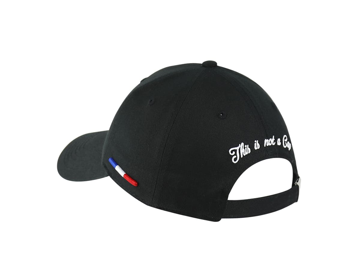 Casquette LXH en coton noir avec broderie blanche et drapeau tricolore sur l'arrière