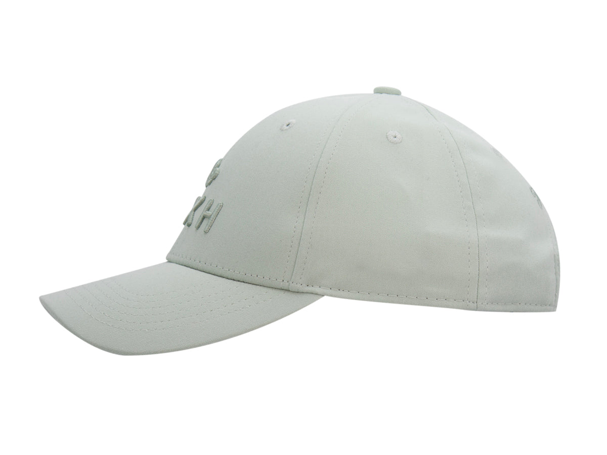 Profil gauche de la casquette Héritage vert sauge sans ligne, panneau uni et visière incurvée.