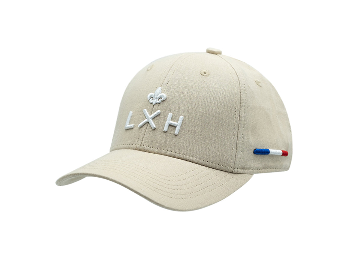 Casquette LXH en lin beige avec logo brodé et détails tricolores sur la visière
