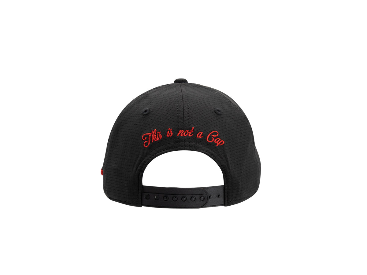 Arrière de la casquette enfant LXH x Monaco Grand Prix, broderie rouge This is not a Cap.