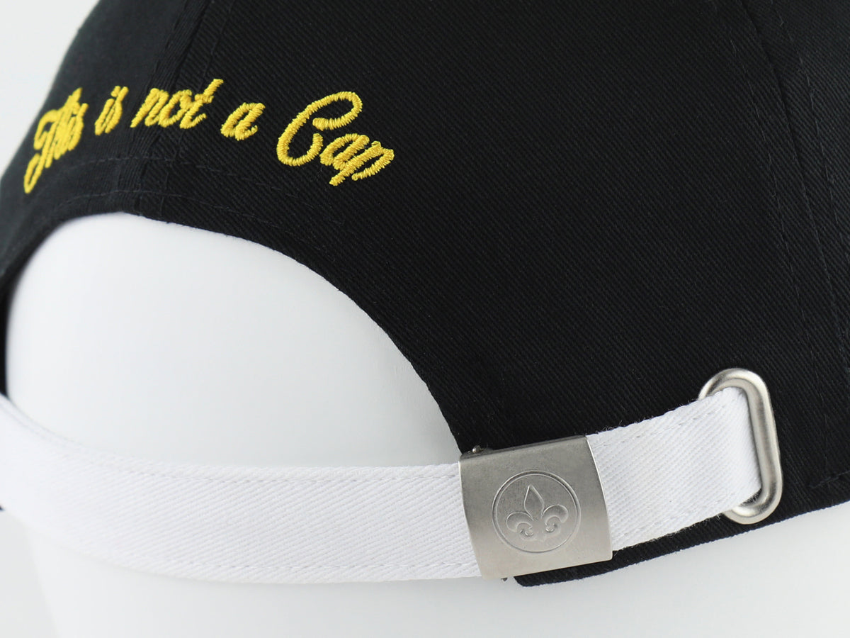 Casquette Racing Noir LXH noire avec broderie jaune et fermeture blanche ajustable à l'arrière