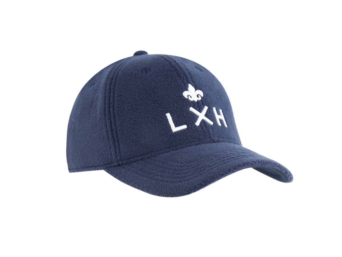 Casquette LXH en polaire bleu marine avec logo brodé pour un look décontracté