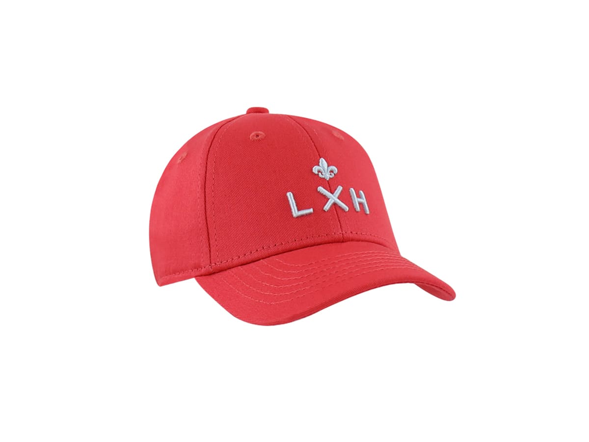 Casquette bébé coton rouge de la marque LXH avec logo brodé sur le devant