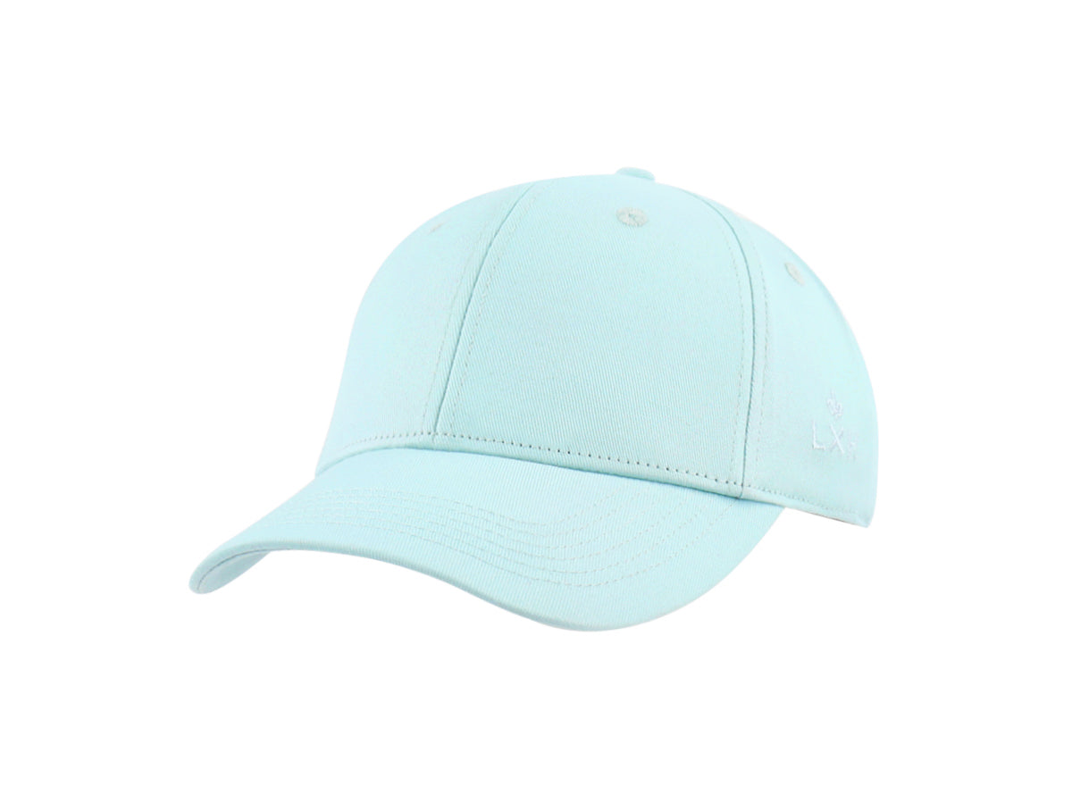 Casquette bleu ciel en coton avec visière pour une protection solaire élégante