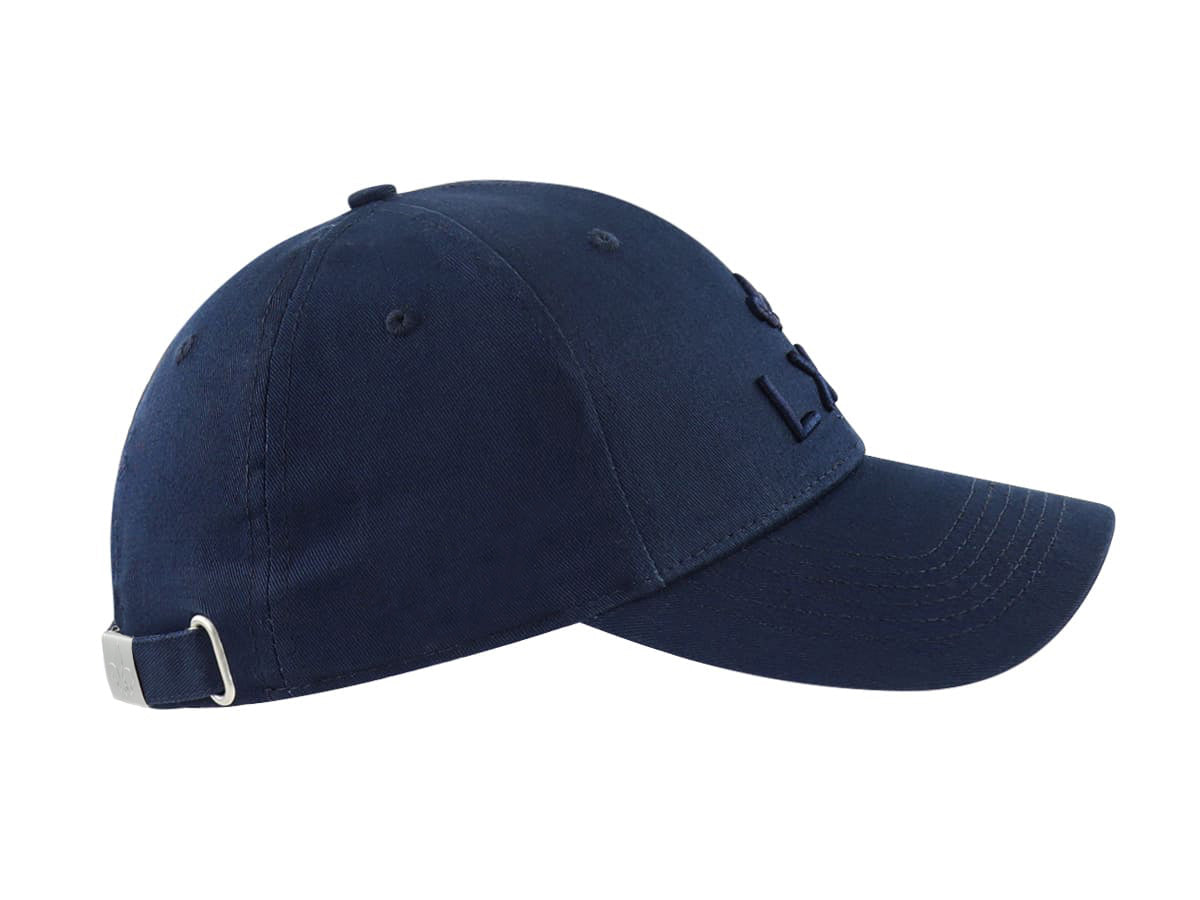 Casquette bleu marine coton homme avec un design élégant et une visière courbée