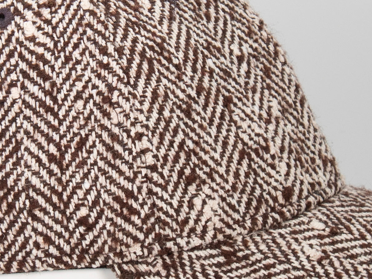 Casquette chevron marron homme de marque LXH, idéale pour un style décontracté et élégant.