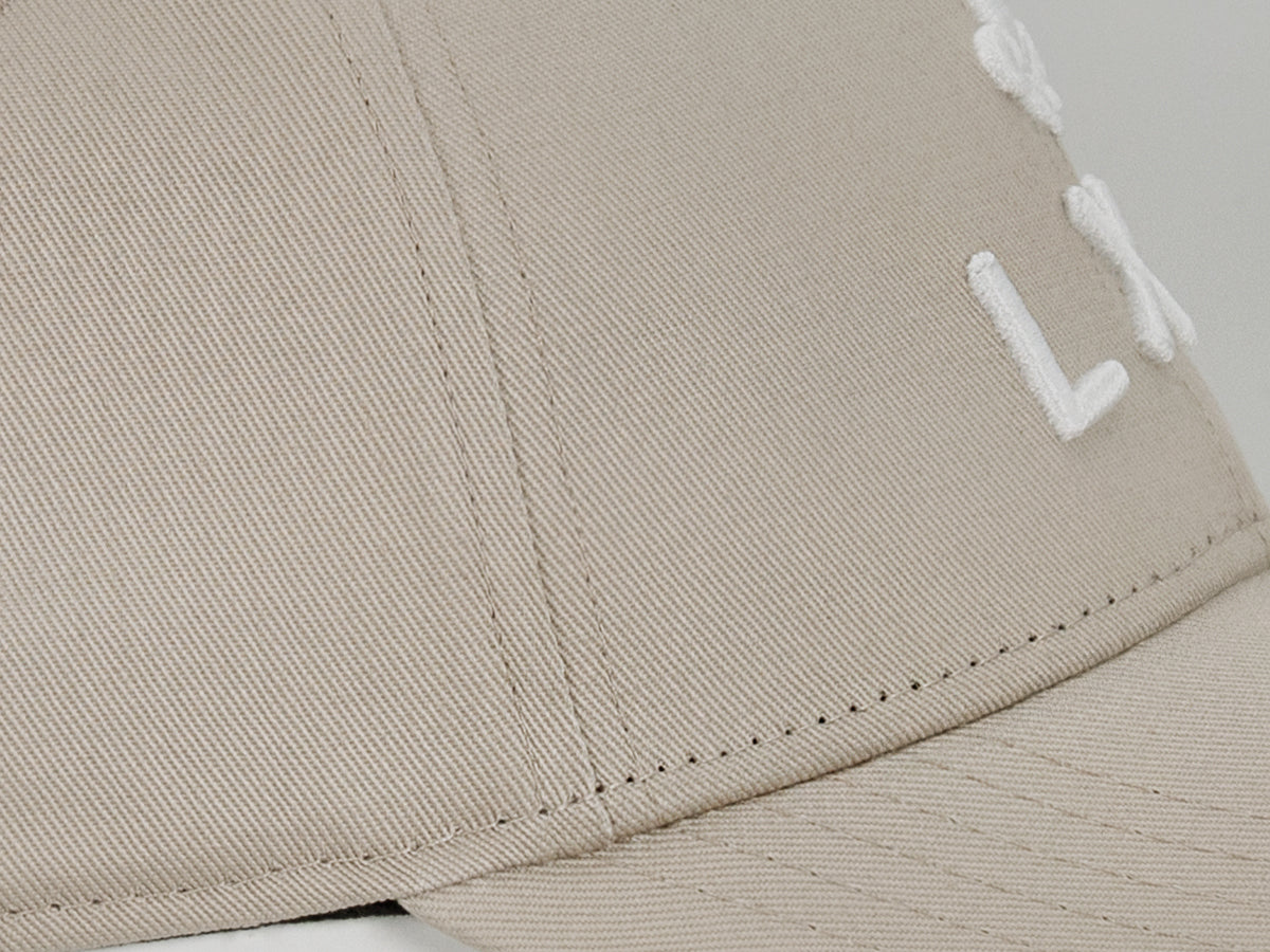 Casquette coton beige homme de LXH avec broderie élégante sur le devant