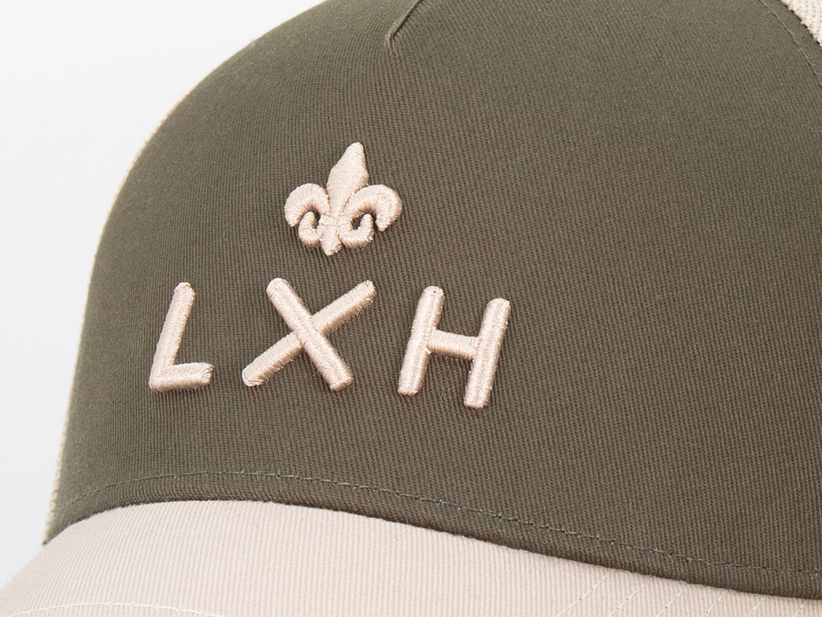 Casquette coton bi-color kaki mastic de la marque LXH avec logo brodé élégant