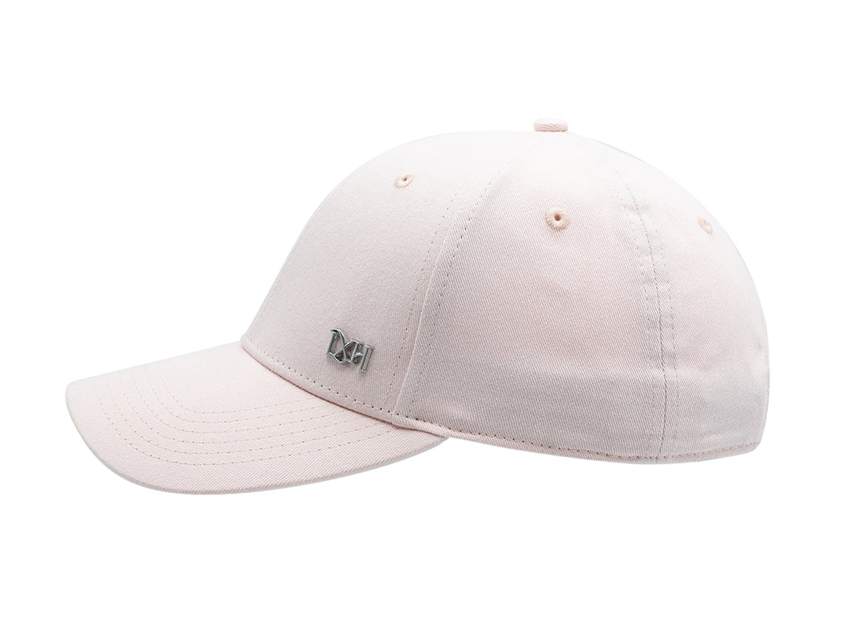Casquette coton rose poudré de la marque LXH avec une visière légèrement incurvée