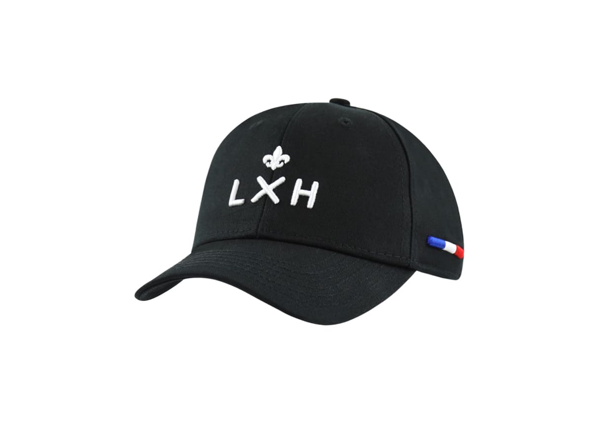 Casquette enfant coton noir de la marque LXH avec un design élégant et logo visible