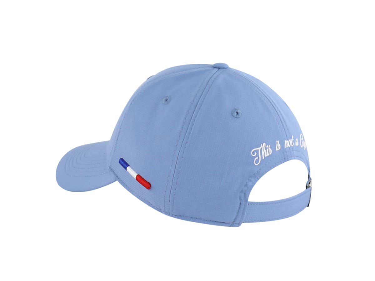 Casquette Nylon Bleu avec broderie blanche et drapeau français sur le côté