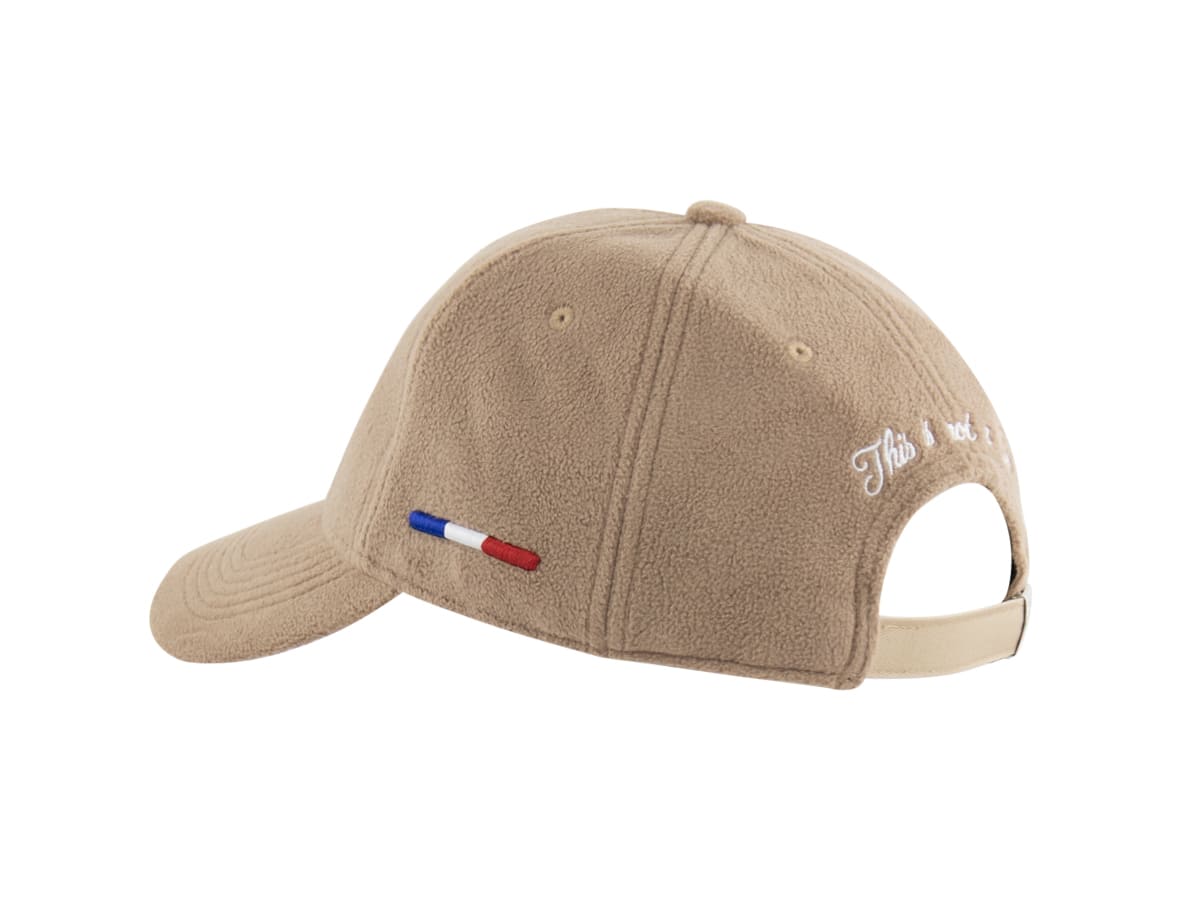 Casquette polaire homme beige avec broderie et drapeau français sur le côté