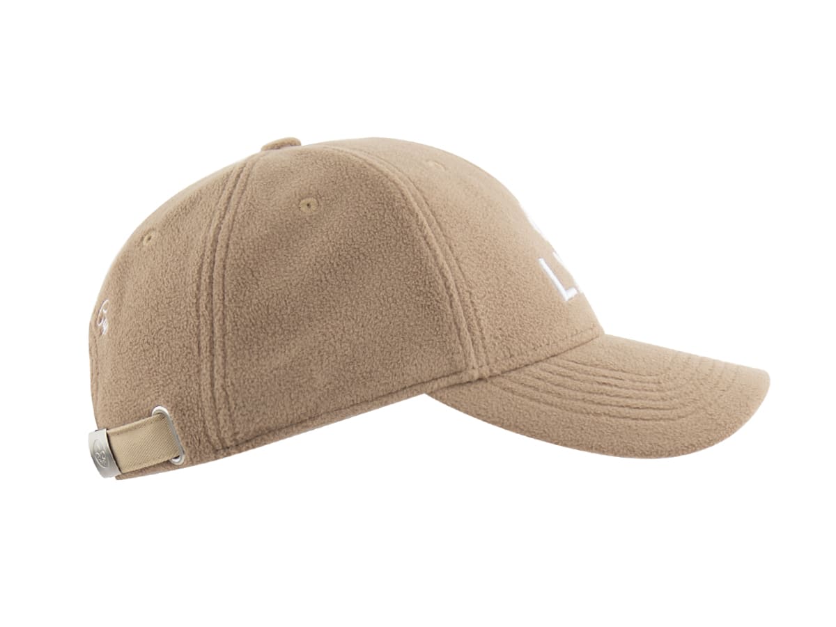 Casquette polaire homme LXH en beige avec une visière courbée et une fermeture à ajustement latéral