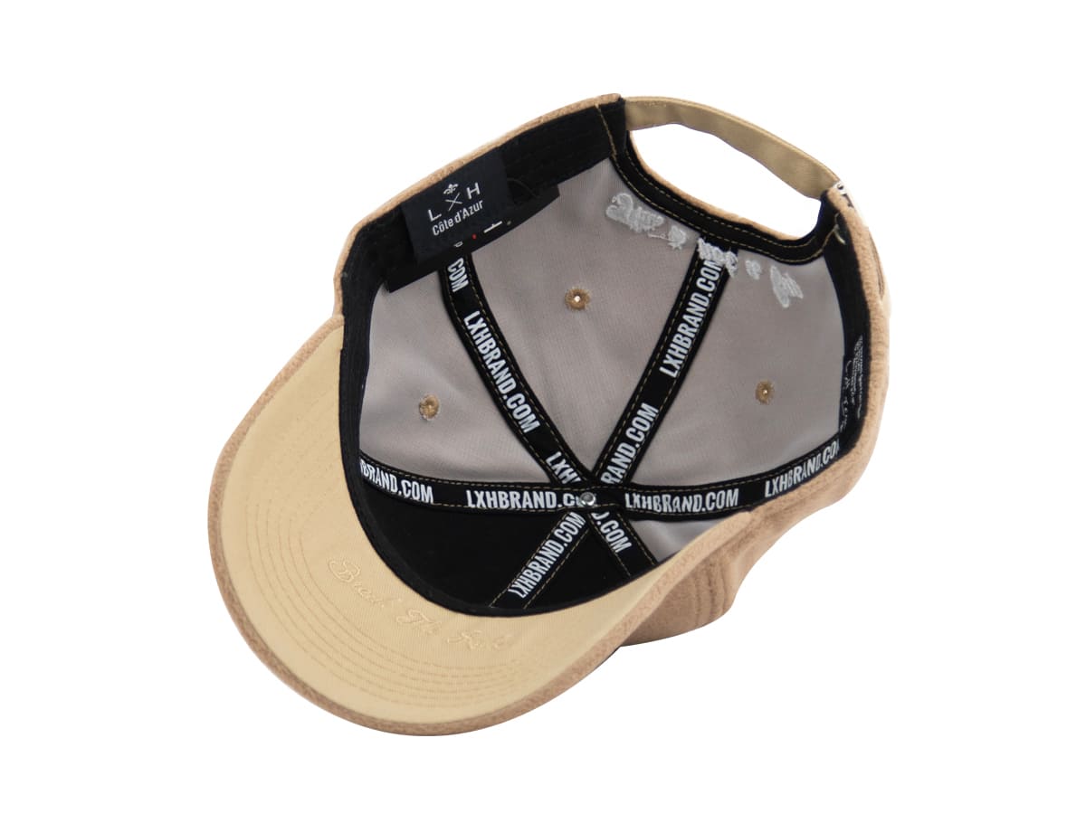 Intérieur de la casquette polaire homme LXH avec doublure douce et logo discret