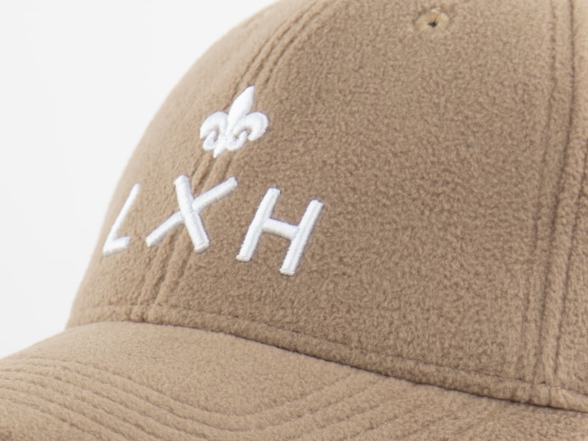 Casquette polaire homme LXH en beige avec logo brodé sur le devant