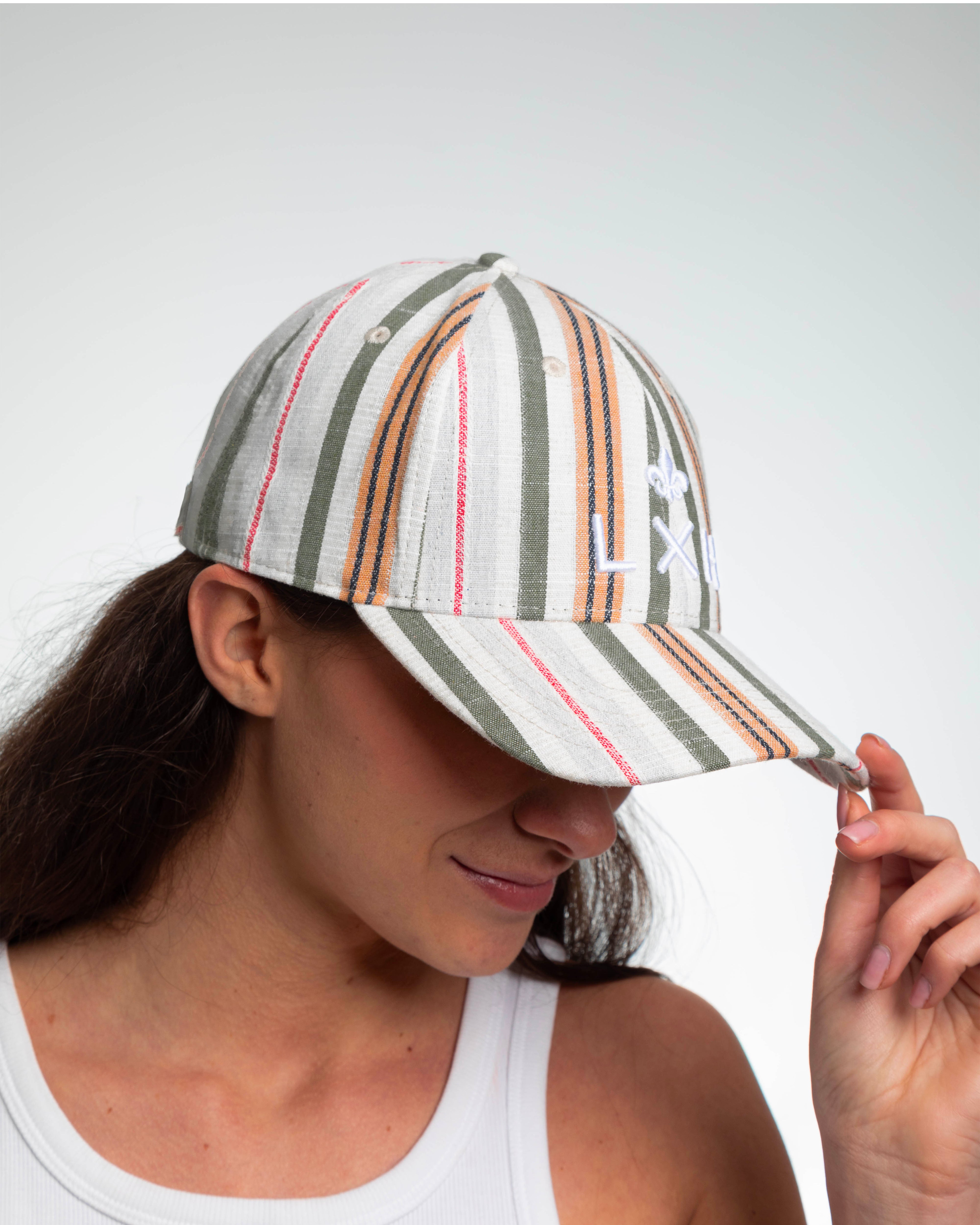 Casquette rayée verte homme de la marque LXH avec un design tendance et ajustable