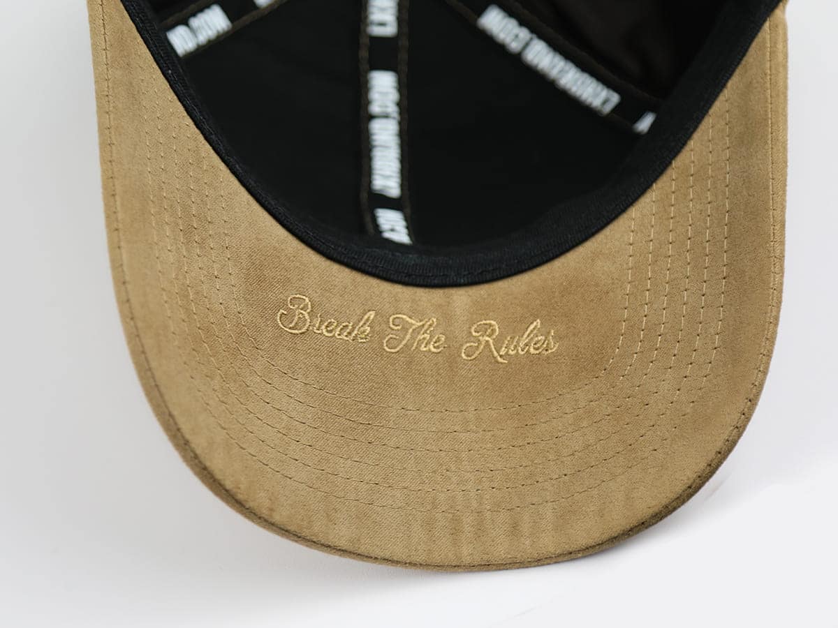 Casquette Suédine Camel avec broderie 'Break The Rules' sur la visière