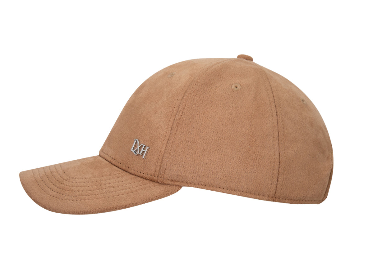 Casquette suédine homme LXH en couleur beige avec une visière courbée pour un style décontracté.