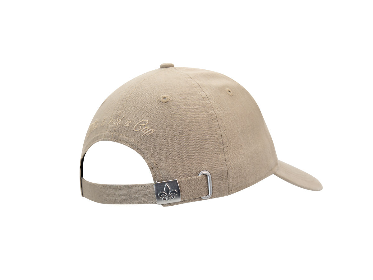 Casquette sweet pants beige avec fermeture réglable à l'arrière pour un style décontracté