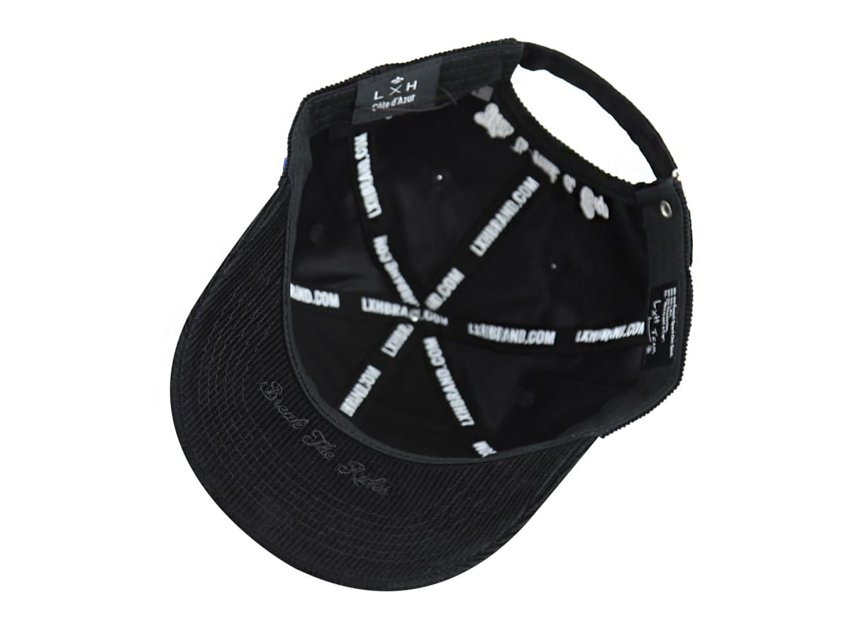 Casquette LXH Velours Côtelé Noir vue de l'intérieur avec détail de couture et étiquette