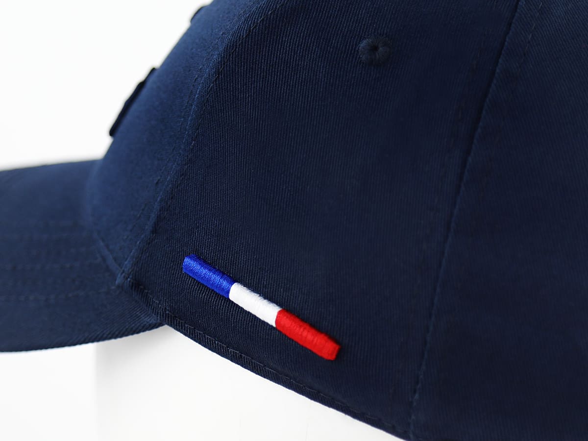 Casquette LXH Ton sur Ton Bleu Marine avec broderie drapeau tricolore française sur le côté