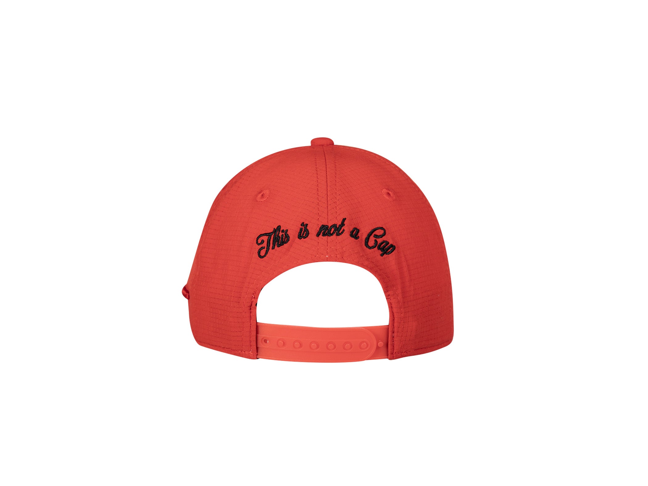 Casquette nylon rouge avec broderie 'This is not a Cap' au dos