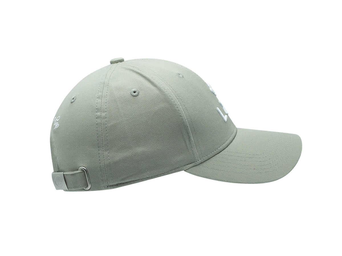 Casquette Savane LXH en tissu gris clair avec fermeture réglable à l'arrière