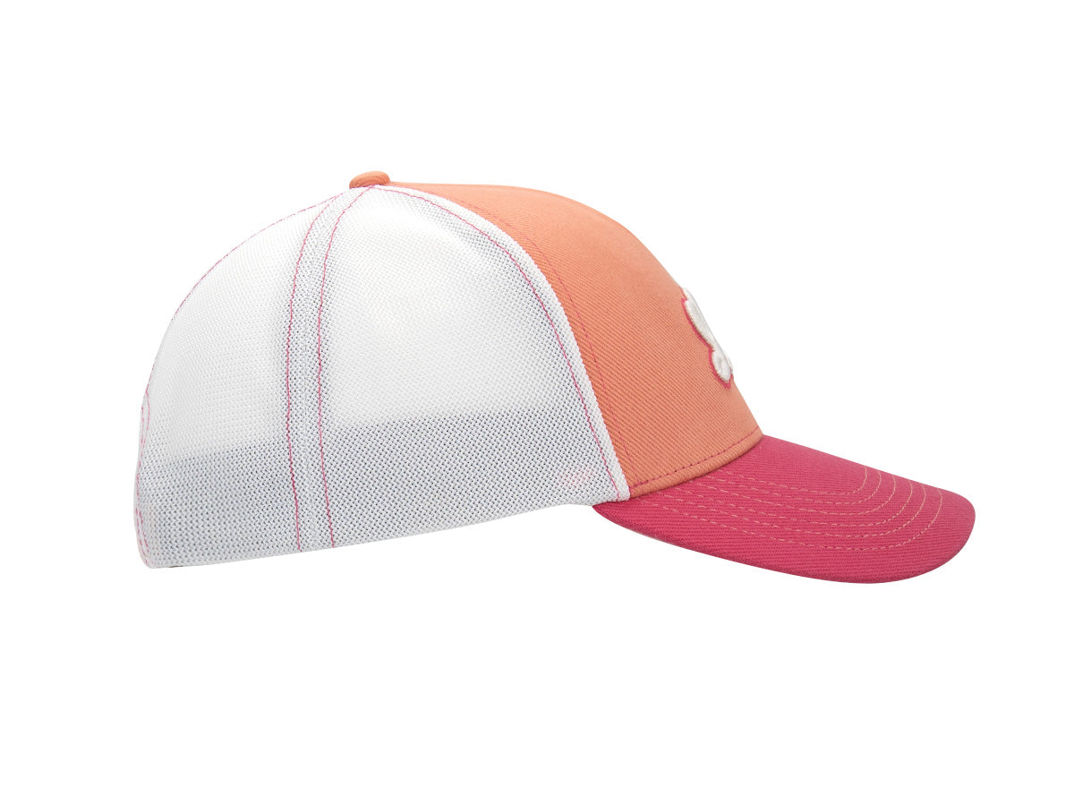 Profil droit casquette trucker LXH tangerine, mesh blanc coutures framboise, panneau orange mandarine, visière framboise.